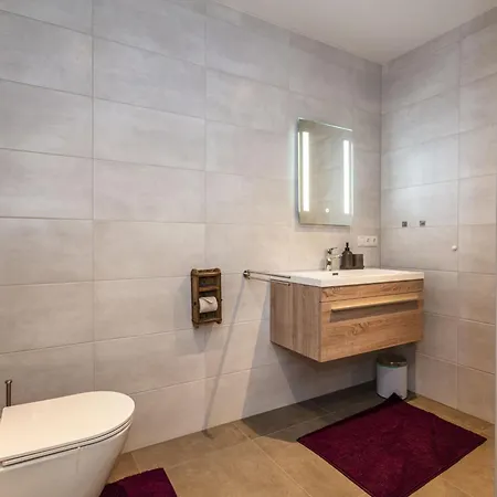 Seeblick By Interhome